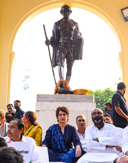  Priyanka Gandhi Vadra, 'Maun Vrat' in Lucknow