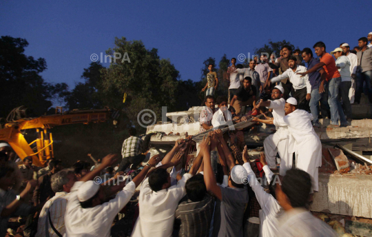 Building collapse in Thane, Mumbai, India