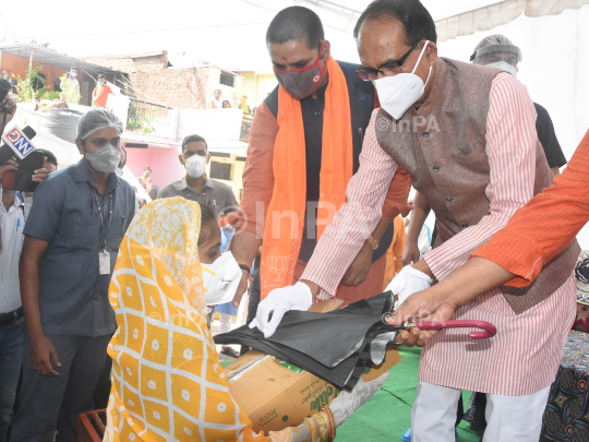 CM Shivraj Singh Chauhan distributes ration