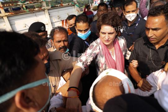Priyanka Gandhi: stopped and detained by UP Police 