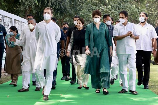 Rahul Gandhi with Priyanka Gandhi Vadra 