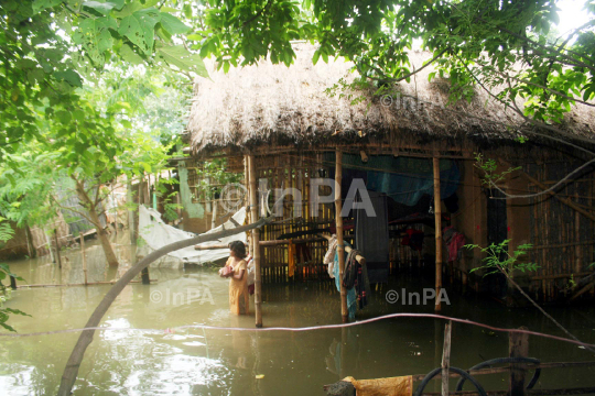 Some areas of Burdwan Town in under water due to rain on wednesday. Some hut also collapsed due to rain water. Burdwan Town observed 92 Millimeter rainfall during last 24 hours (14)