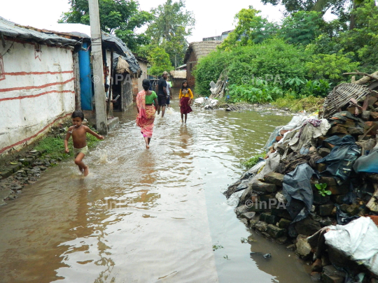 Some areas of Burdwan Town in under water due to rain on wednesday. Some hut also collapsed due to rain water. Burdwan Town observed 92 Millimeter rainfall during last 24 hours (4)