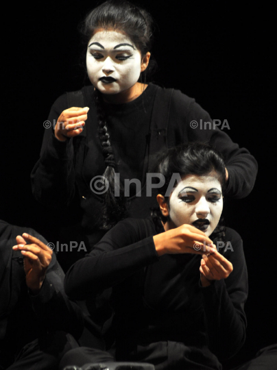 Students of Mime Academy performs Mime Show (Voice of Silence 2)