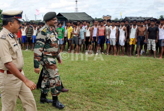 Y�o�u�n�g� �B�o�y�s� �o�f� �A�s�s�a�m� �&� �T�r�i�p�u�r�a� �j�o�i�n�s� �t�h�e� �A�r�m�y� �R�e�c�r�u�i�t�m�e�n�t� �r�a�l�l�y� �a�t� �D�a�s�h�a�r�a�t�h� �D�e�v� �S�t�a�d�i�u�m� �o�f� �A�g�a�r�t�a�l�